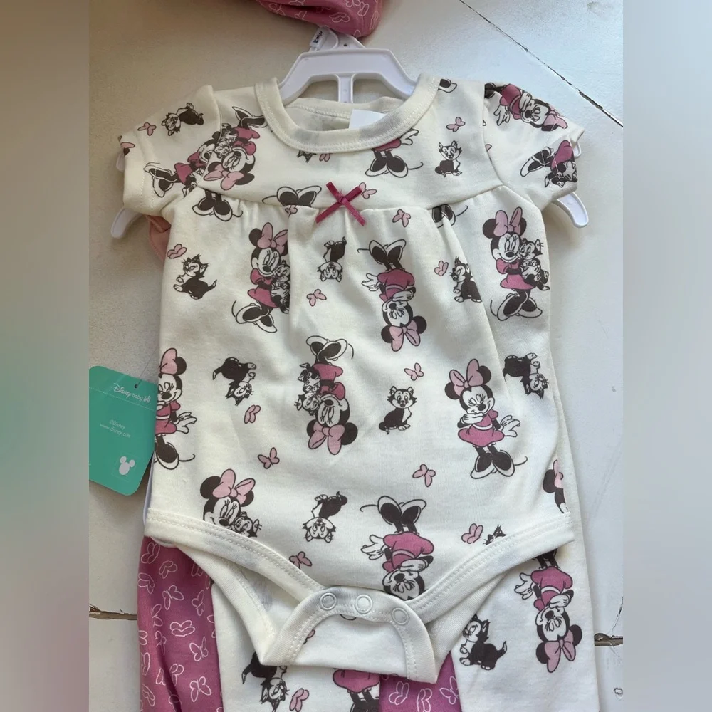 Disney Minnie Mouse 5 Piece Shorts,Pants, Onesie, hat set